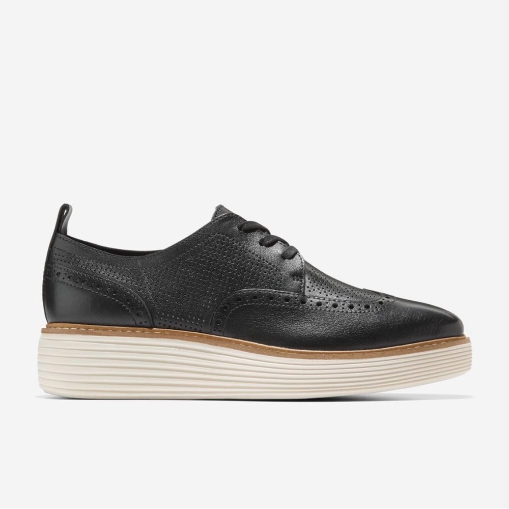 Cole Haan Women's Black Platform Wingtip Oxford Shoes Size 9.5